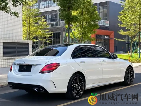 15万多拿下奔驰C级,豪华品牌入门之选?-2