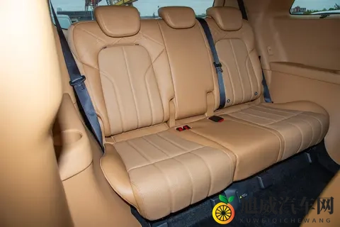 插混中大型MPV,15T插混动力+四驱,体验26款岚图梦想家-3