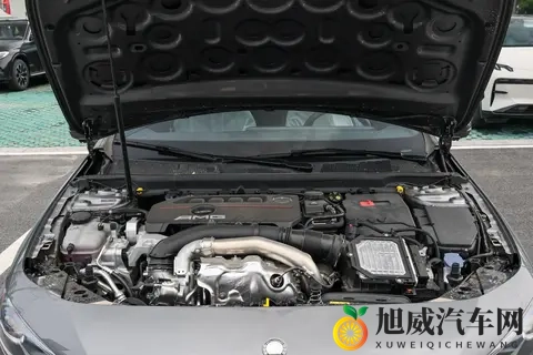 买奔驰 A 级 AMG 看这篇：入门选基础，懂行选改款-1