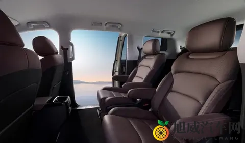 五菱星光730，能重塑，国民MPV市场格局吗。-2