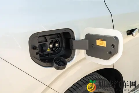 20万以内新能源SUV选购考量，2026款eπ008五座版深度体验-1