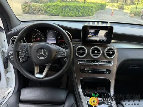 十年老友价，圆你奔驰梦——二手GLC300-3