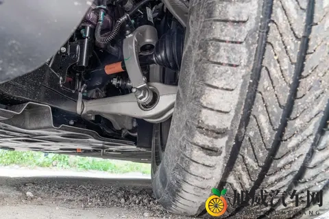 2025款星纪元ET:全能中大型SUV,标配飞鱼底盘20+猎鹰辅助驾驶-3