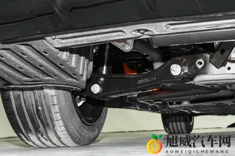 长安启源A06掀桌子了 车长4885mm配双叉臂悬挂 1199万起步即高配?-2