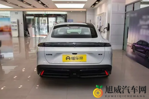 磁流变悬架限时送！续航670km，还配3nm芯片，深蓝L06真香！-1