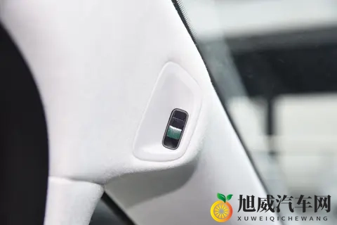 预售35万起&综合续航里程1602km 小鹏X9增程版实车到店-3