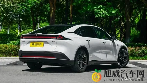 华为ADS加持,掀背轿跑+增程,2026款长安深蓝L07购买指南-1