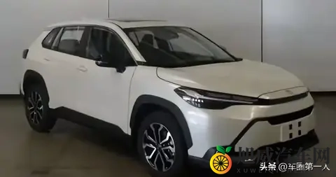 三上和小职员松泽演的什么电影：汽车狂想曲：激情改装背后的友情与成长-3