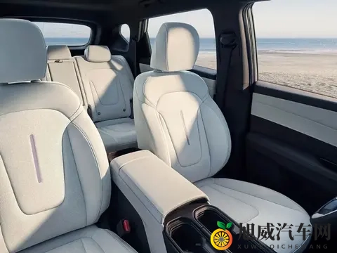 totakkahayakirguz111的起源:传奇汽车揭秘:创新科技与独特设计引领潮流-3