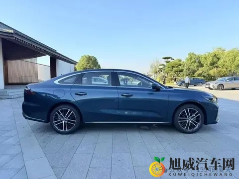 湖南小县城，收入五千，第四代逸动与第五代帝豪谁更合适？-1