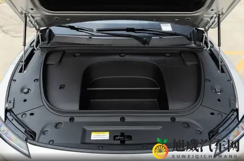 东风奕派 eπ007+发起预售，激光雷达 + 3 秒级加速，这配置谁能打？-3