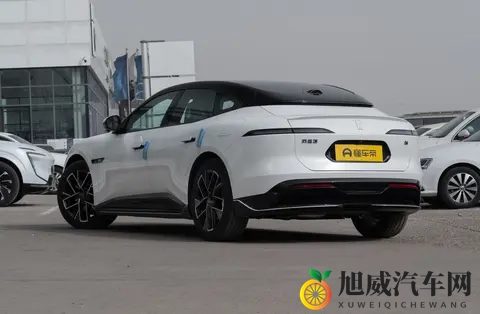 阿维塔06精英版上市,搅局还是稳健?-1