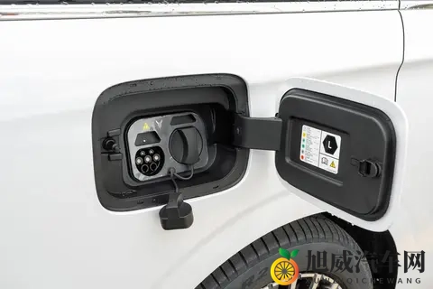 试完26款岚图梦想家,发现现在的MPV越来越卷了-3