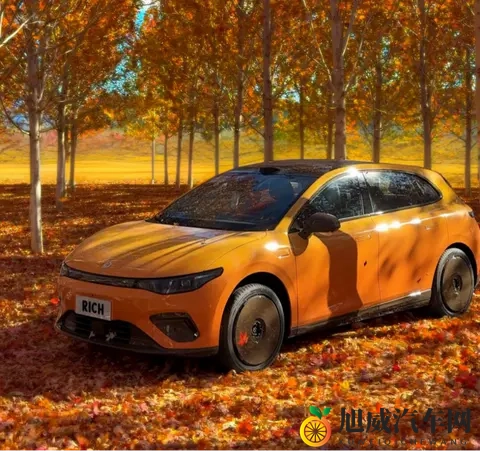 零跑 Lafa5：年轻人的大玩具-2