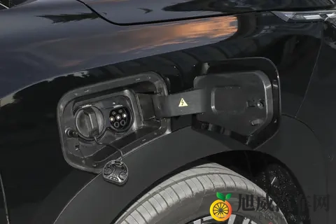 1268 万起售，增程车也能静谧舒适？这款新车值得一看！-2