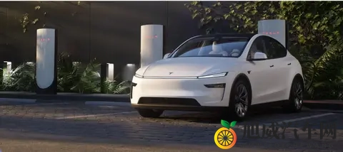 784度电实现821公里续航里程:Model Y长续后驱版正式发布!-2