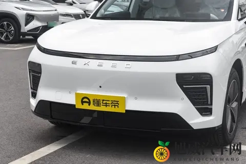 星纪元ET：20万级SUV科技平权，让舒适体验不再奢侈-3