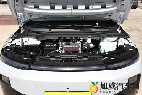 1198 万买纯电轿车，续航 650km 还带激光雷达？-2