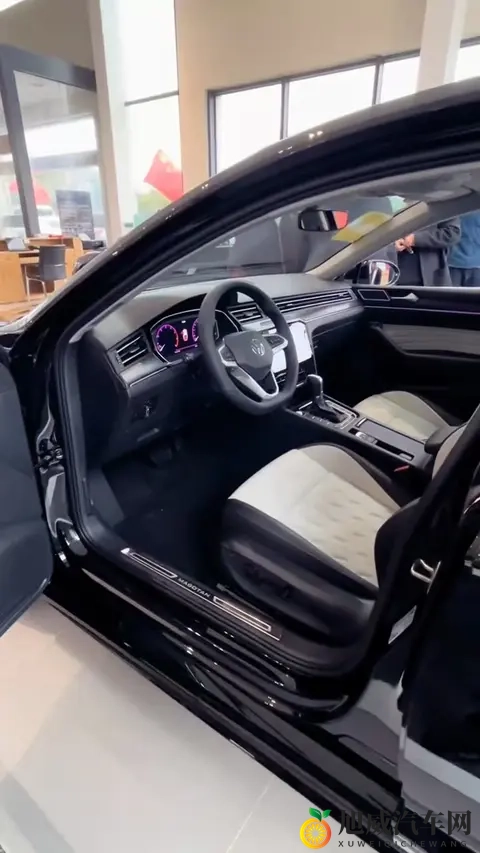 黄色APP下载安装：智能驾驶与新能源汽车，未来出行新体验-3