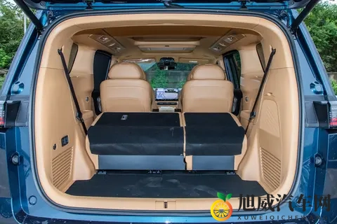 宜商宜家、全面均衡！试驾26款岚图梦想家，到底表现如何？-2