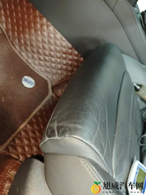 10万多拿下大众迈腾，28万公里一手车况值不值？-1