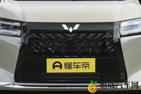 试驾五菱星光 730:10 万级家用 MPV 的 “无短板” 之选-1