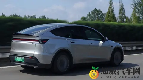 妓女 动漫 胸 得到 成熟：动漫角色因胸围而成熟走红-3