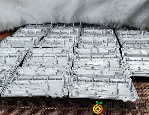 5分钟洗净汽车零件？揭秘博莱富尔超声波清洗的黑科技！-1