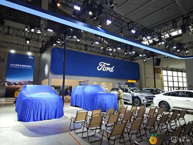 昆明车展福特双车齐发！探险者昆仑穿越版上市+智趣烈马预售-1