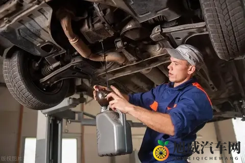 为什么不能乱用5W-30的机油？一些车用了可能会提前报废！-1