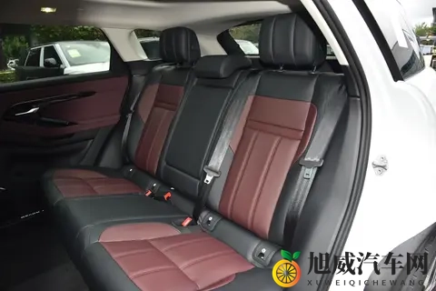 24 万级豪华 SUV 怎么选？揽胜极光全系配置解析与购车建议-3
