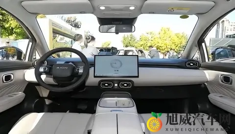 标配 540 度全景影像，租电版到手 499 万，埃安 UT super 值得选吗？-2