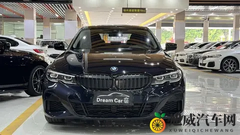 三年宝马330i，10万公里，落地近40万，现在一半价格开回家！-1