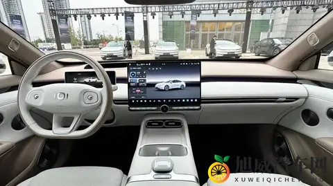 『网通社』长安启源A06正式上市，售价1099万元起-1