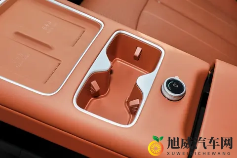 选对一台车,带娃、露营、回老家都不慌,我家这台SUV太够用了-1