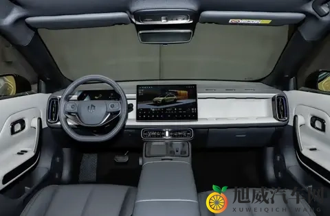 零跑Lafa5预售1058万起，比萤火虫便宜且续航高-3