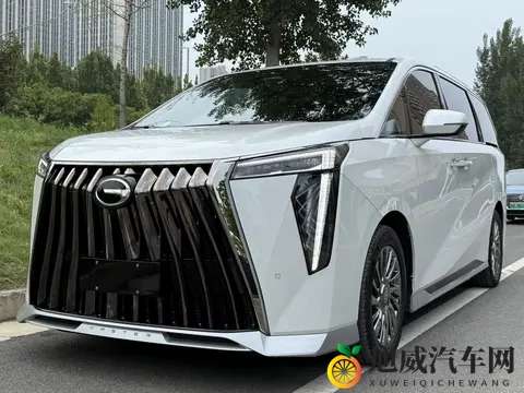 20万拿下国产旗舰MPV,17万公里准新传祺M8!-1