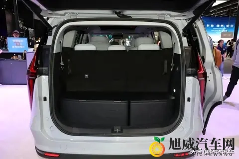 价格屠夫来袭！20T+9AT七座MPV仅11万，能平替别克GL8？-2