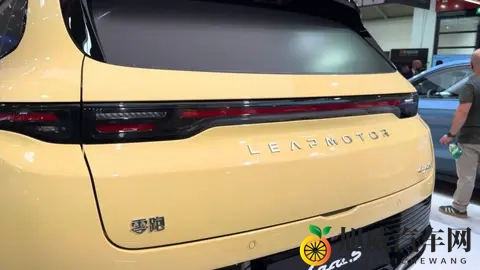 零跑Lafa5上市价格+销量预测，你们感觉这车有戏吗？-1