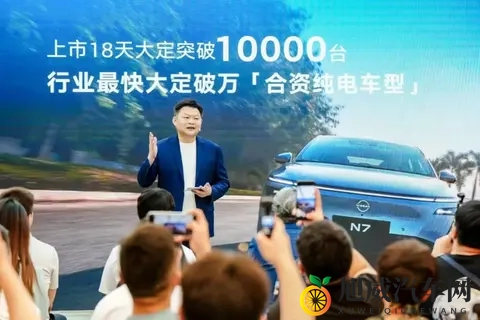 东风日产N6上市前夕，N7销量走低，周锋何以再续辉煌？-3