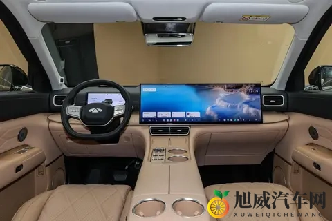 20万级大六座混动SUV 风云T11和银河M9怎么选？-1