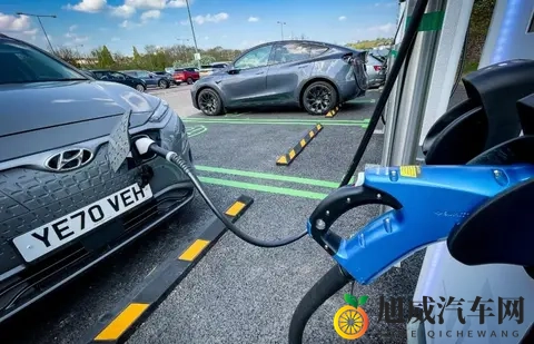 第五代瑞虎8限时929万起；零跑A10谍照曝光；新款吉利豪越L亮相-1