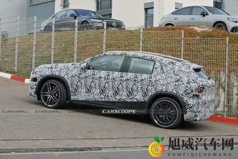 AMG纯电“小钢炮”GLA EQ谍照曝光：消息称500马力，还有漂移模式-1