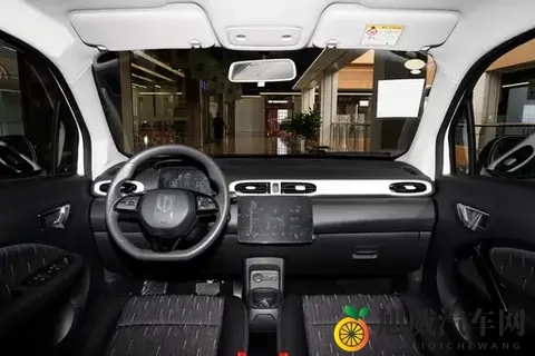 5万预算选纯电代步车，为什么懂车的人更推荐这款微型车？-3