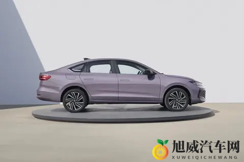 双外观_智能化升级_改用独立后悬架 大众朗逸Pro将于11月17日上市-1