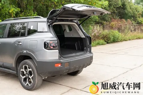 捷途山海T1四驱发现版:智能混动与轻越野的平衡之道-2