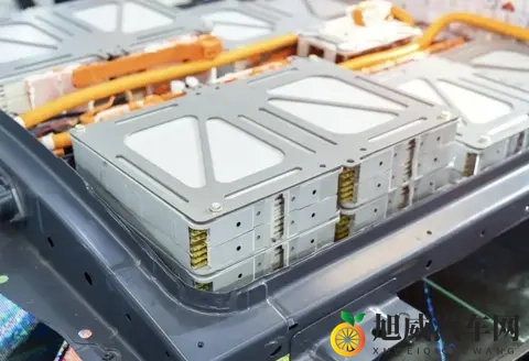 磷酸铁锂和三元锂电池的安全性争论应叫停，莫忘记“最强电池令”-1