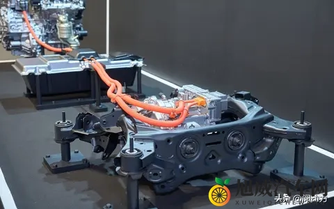 日本ACG漫画全彩：缤纷色彩绘日本ACG漫画-2