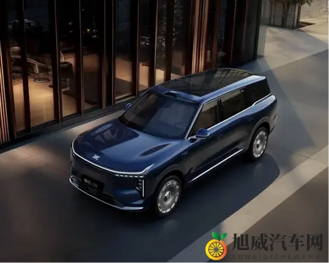 智己LS9今晚上市，三零重力座椅 + 4D 按摩，402km续航对标问界M8-3