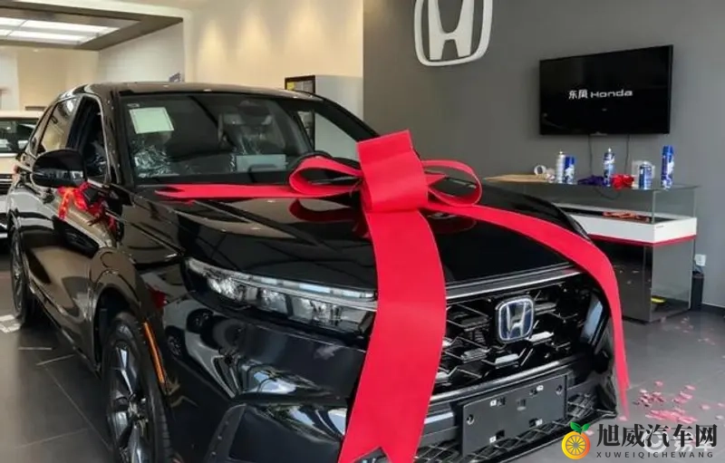 陈冠希阿娇的亲密:陈冠希与阿娇的深情互动瞬间-1